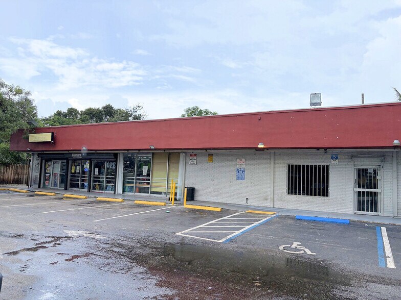 More Photos Of 81-101 SW 31st Ave, Fort Lauderdale Freestanding For Lease