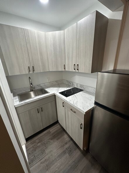 More Photos Of 16001 Dixie Hwy, Holly Apartments For Sale