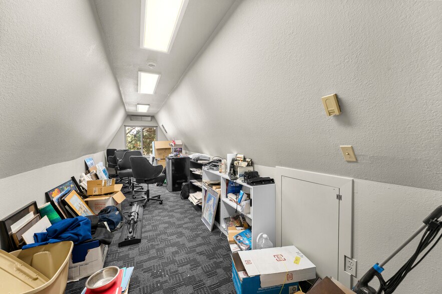 More Photos Of 625 Hwy 50, Zephyr Cove Office For Sale