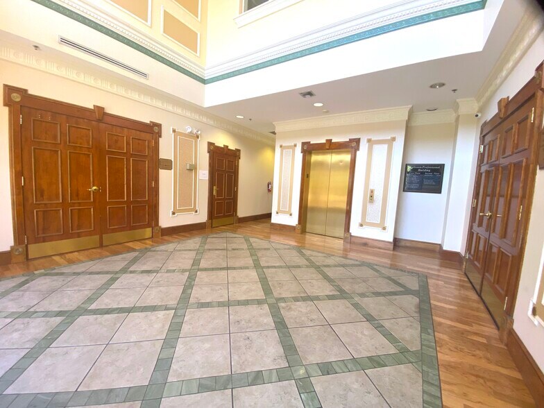More Photos Of 910 Williston Park Pt, Lake Mary Medical For Sale