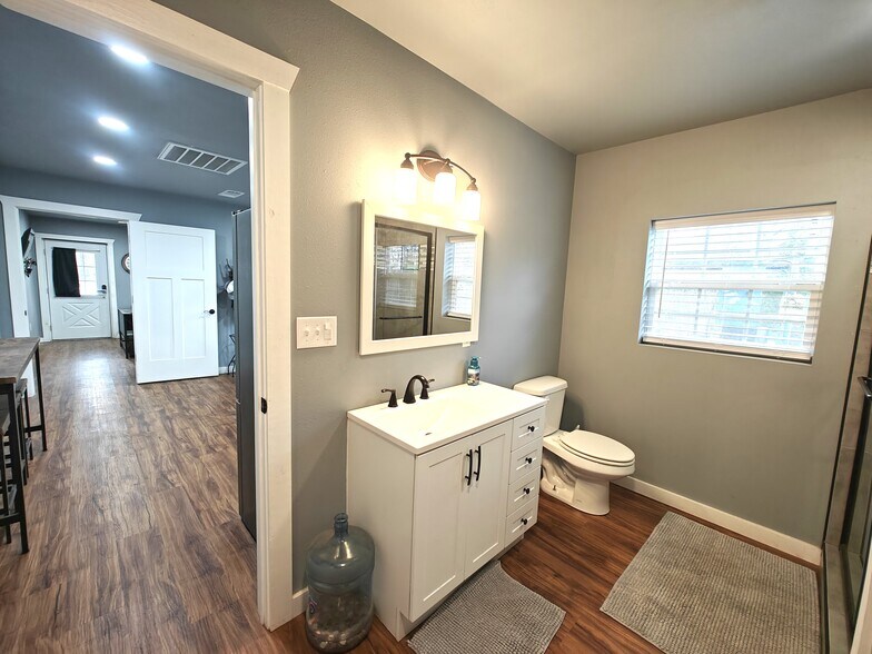 More Photos Of 32514 Highway 82, Cookson Flex For Sale