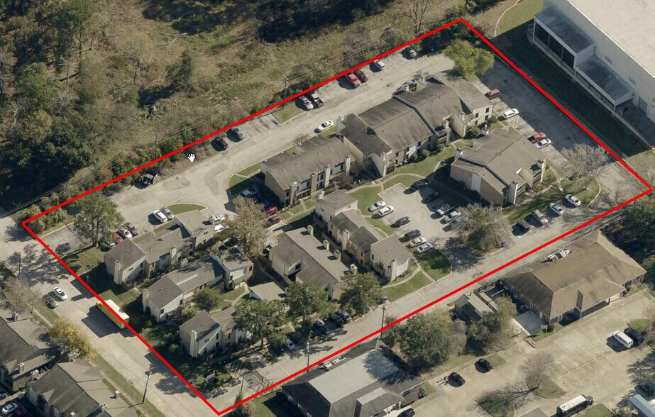 Primary Photo Of 2200 Cypress Landing Dr, Houston Apartments For Sale