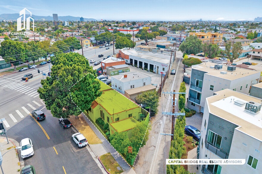 More Photos Of 5766 Venice Blvd, Los Angeles General Retail For Sale