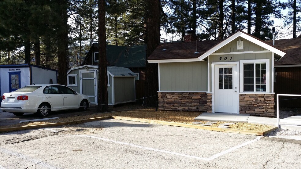 More Photos Of 401 W Big Bear Blvd, Big Bear City Auto Dealership For Lease