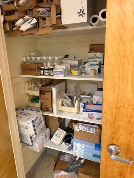 More Photos Of 250 Patchogue Yaphank Rd, East Patchogue Medical For Sale