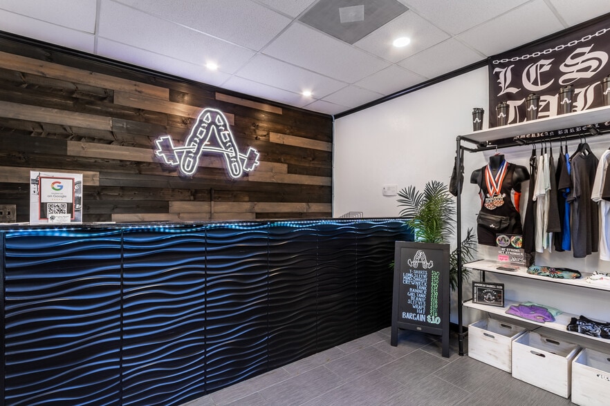 More Photos Of 1724 NE 2nd St, Gainesville Light Manufacturing For Sale