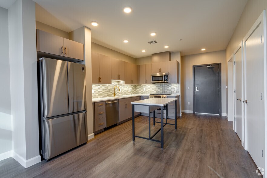 More Photos Of 21 Charles St, Cambridge Apartments For Lease