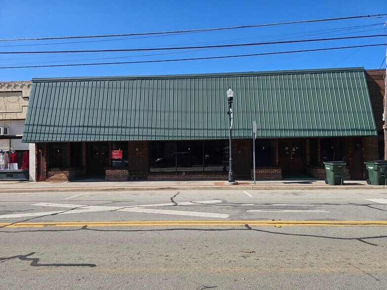 More Photos Of 13 Main st, Wadley Storefront For Sale