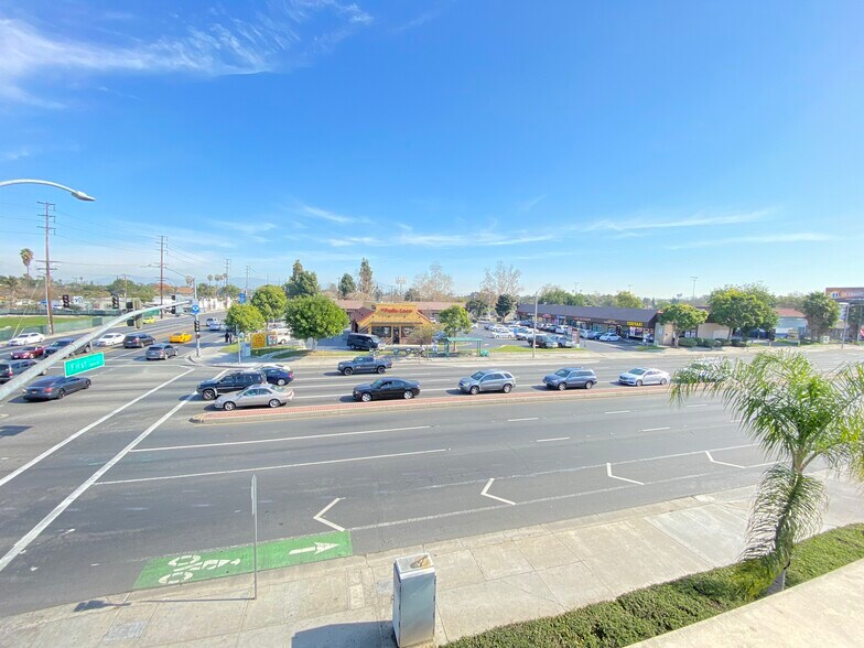 More Photos Of 101-123 S Harbor Blvd, Santa Ana Unknown For Lease