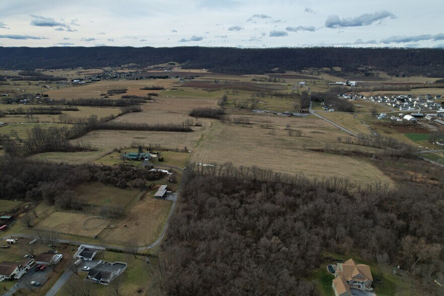 More Photos Of 1623 Lost Rd, Martinsburg Land For Sale