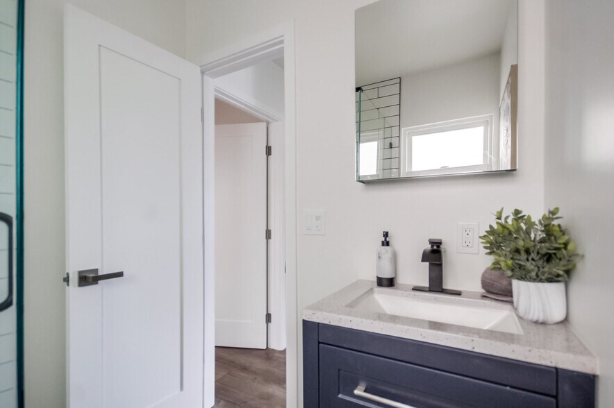 More Photos Of 4121 Utah St, San Diego Apartments For Sale