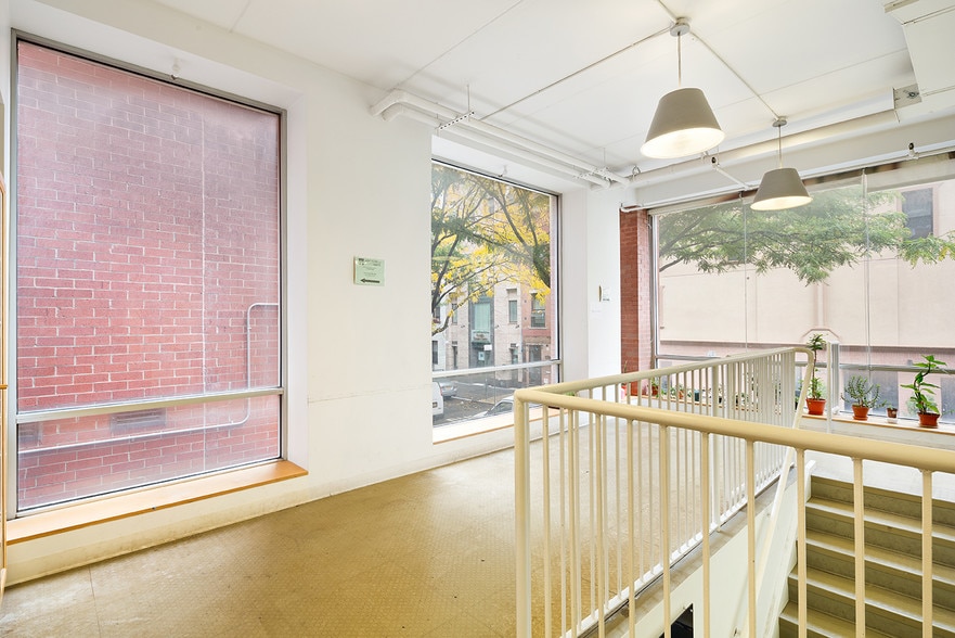 More Photos Of 165-167 Eldridge St, New York Apartments For Lease