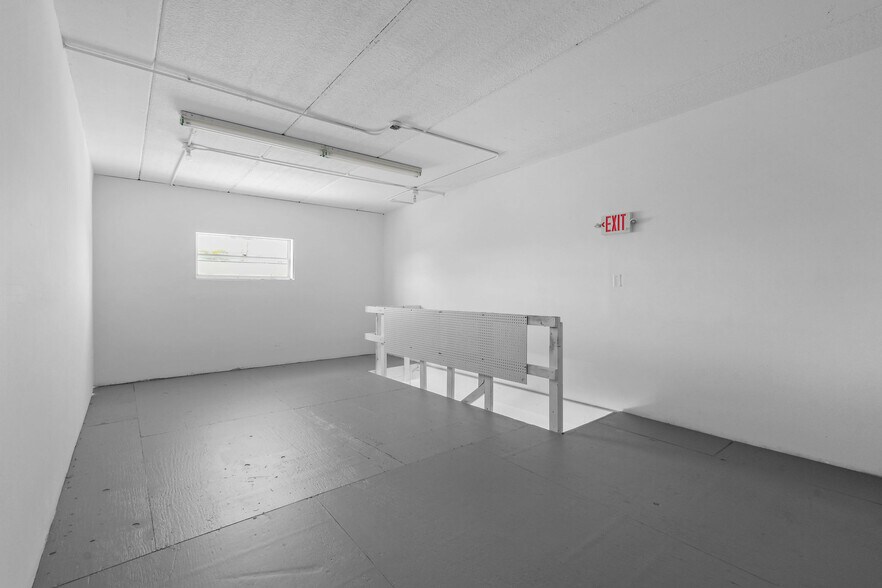 More Photos Of 1200 Clare Ave, West Palm Beach Service For Sale