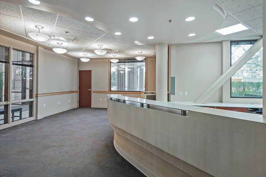 More Photos Of 320 W River Park Dr, Provo Medical For Sale