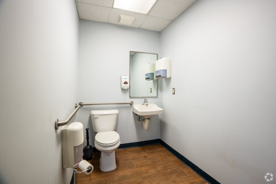 More Photos Of 2 Creamery Way, Emmitsburg Warehouse For Lease