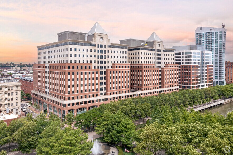 More Photos Of 111 River St, Hoboken Office For Lease