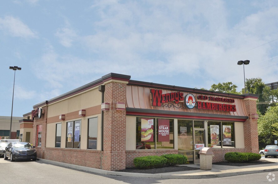 More Photos Of 2200 W Oregon Ave, Philadelphia Unknown For Lease