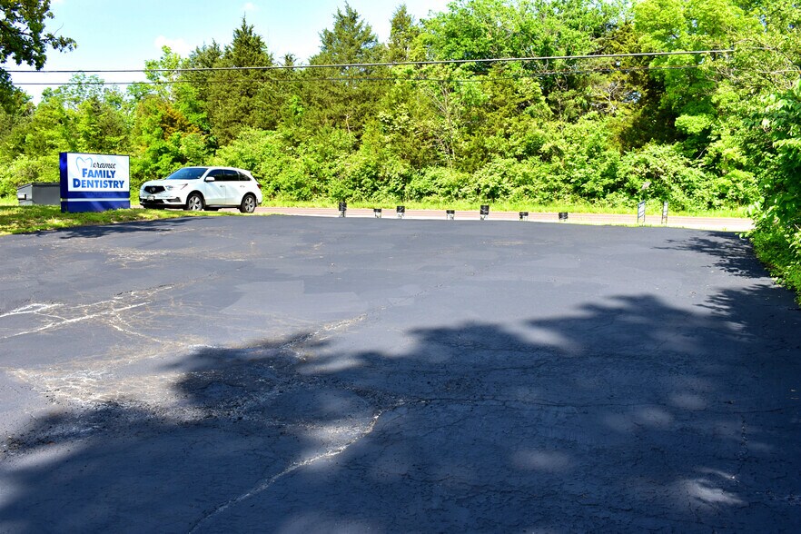 More Photos Of 1333 W Outer 21 Rd, Arnold Medical For Sale