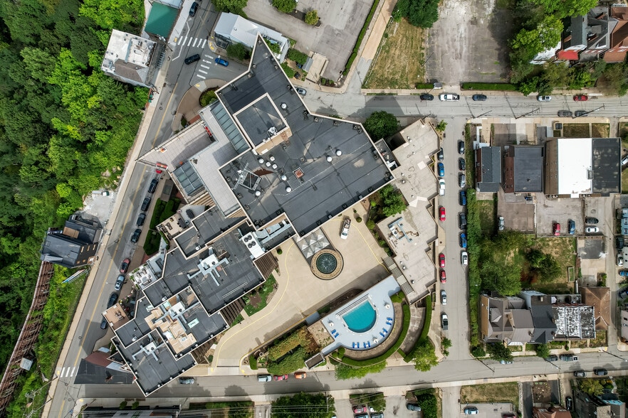 More Photos Of 1301 Grandview Ave, Pittsburgh Office For Lease