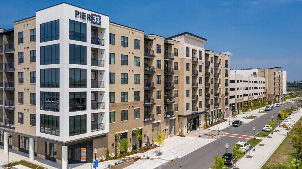 Primary Photo Of 901 Nutt St, Wilmington Multifamily For Sale