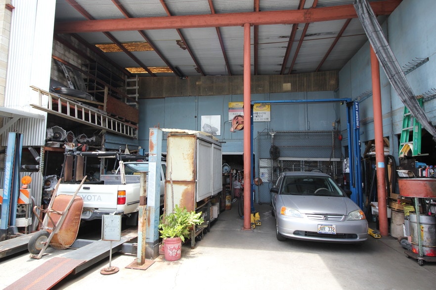 959 Queen St, Honolulu, HI 96814 Auto Repair For Sale