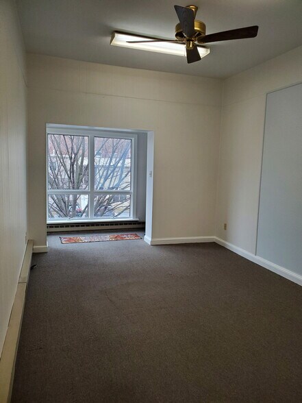 More Photos Of 78 S Courtland St, East Stroudsburg Office For Lease