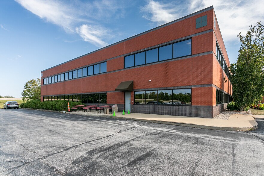 More Photos Of 1 Professional Dr, Alton Medical For Sale