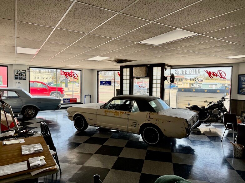 More Photos Of 530 N Main St, Brillion Industrial For Sale