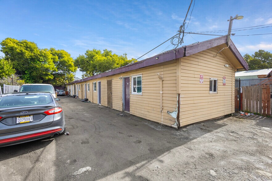 More Photos Of 5714 International Blvd, Oakland Hotel For Sale