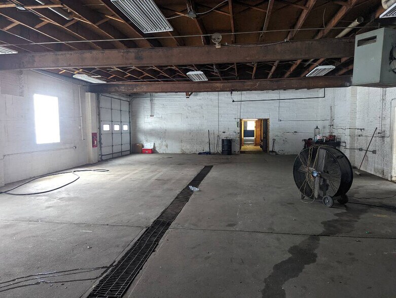 More Photos Of 151 Walnut St, Kittanning Auto Dealership For Sale
