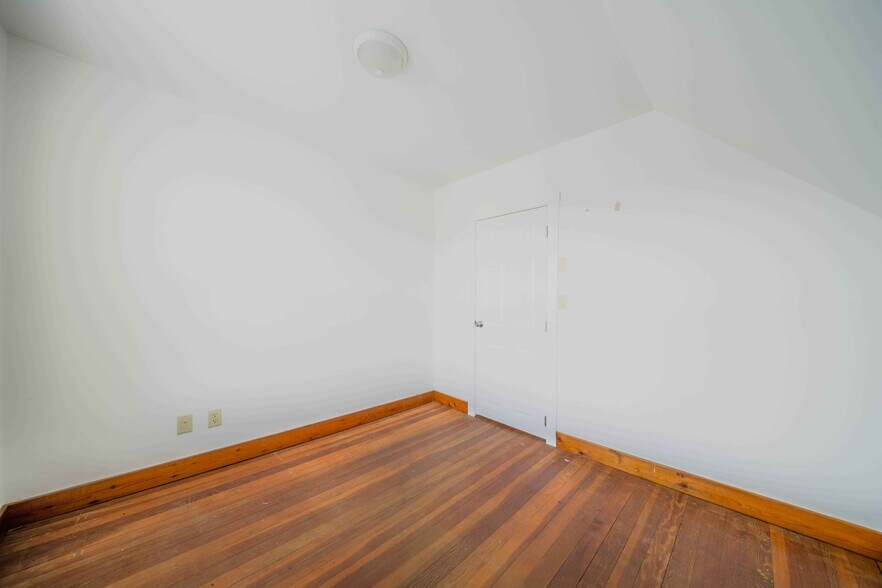 More Photos Of 2475 Mt Lehman Rd, Abbotsford Flex For Sale