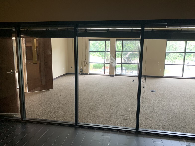 More Photos Of 3717 Apalachee Pky, Tallahassee Loft Creative Space For Lease