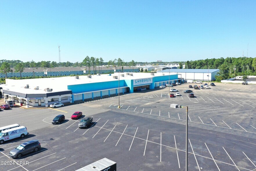 More Photos Of 7157 Front Beach Rd, Panama City Freestanding For Lease