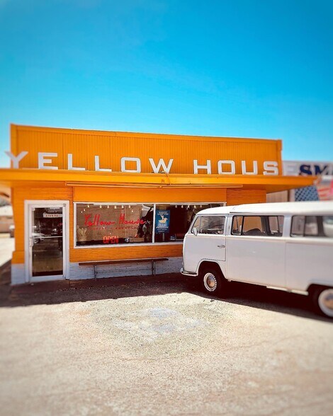 Primary Photo Of 3017 34th St, Lubbock General Retail For Sale