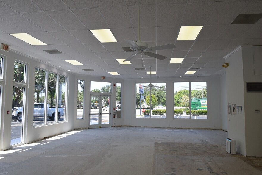 More Photos Of 951 Alternate A1A, Jupiter Freestanding For Lease
