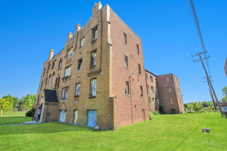 More Photos Of , Detroit Multifamily For Sale