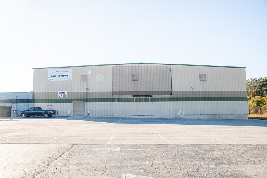 More Photos Of 398 Direct Connection Dr, Rossville Industrial For Lease