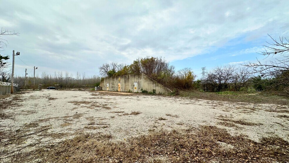 More Photos Of 165 Street, Granite City Land For Lease
