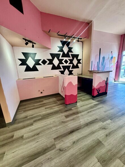 More Photos Of 11827 N Saguaro Blvd, Fountain Hills General Retail For Lease