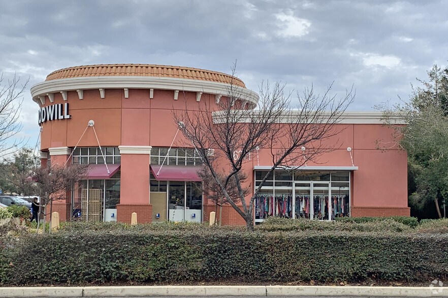 More Photos Of 6271 Lone Tree Way, Brentwood General Retail For Lease