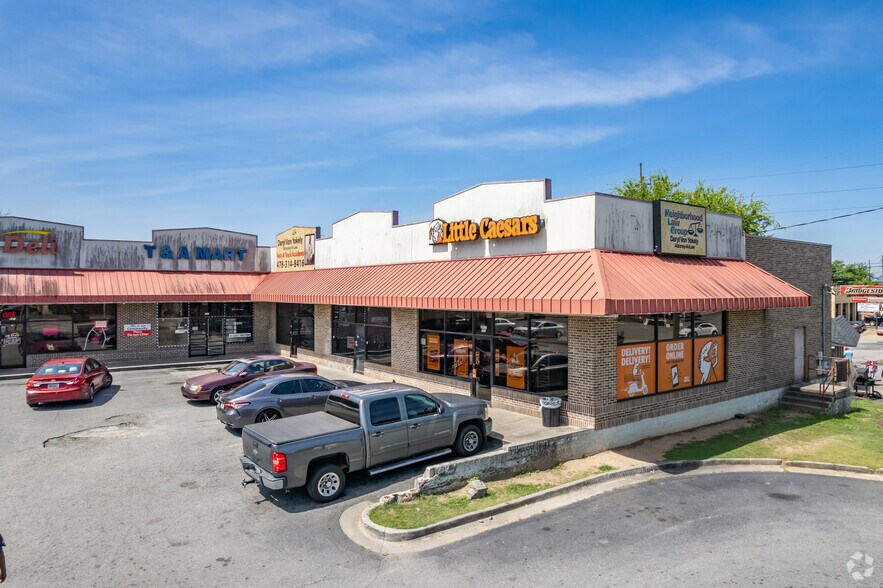 Primary Photo Of 2628 Montpelier Ave, Macon General Retail For Lease