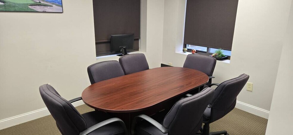 More Photos Of 200 Centerville Rd, Warwick Office Residential For Lease