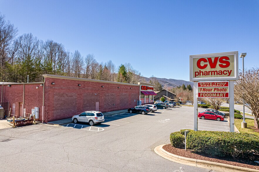 More Photos Of 425 W State St, Black Mountain Drugstore For Sale