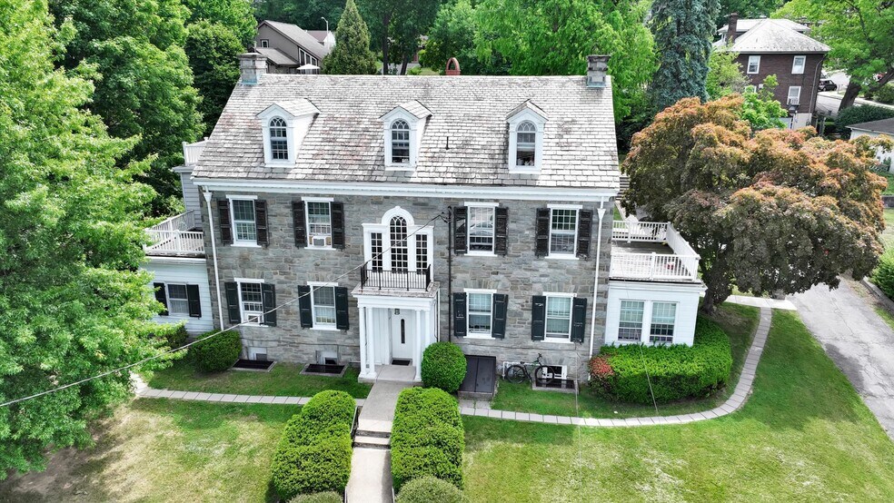 More Photos Of 1305 Hampden Blvd, Reading Multifamily For Sale
