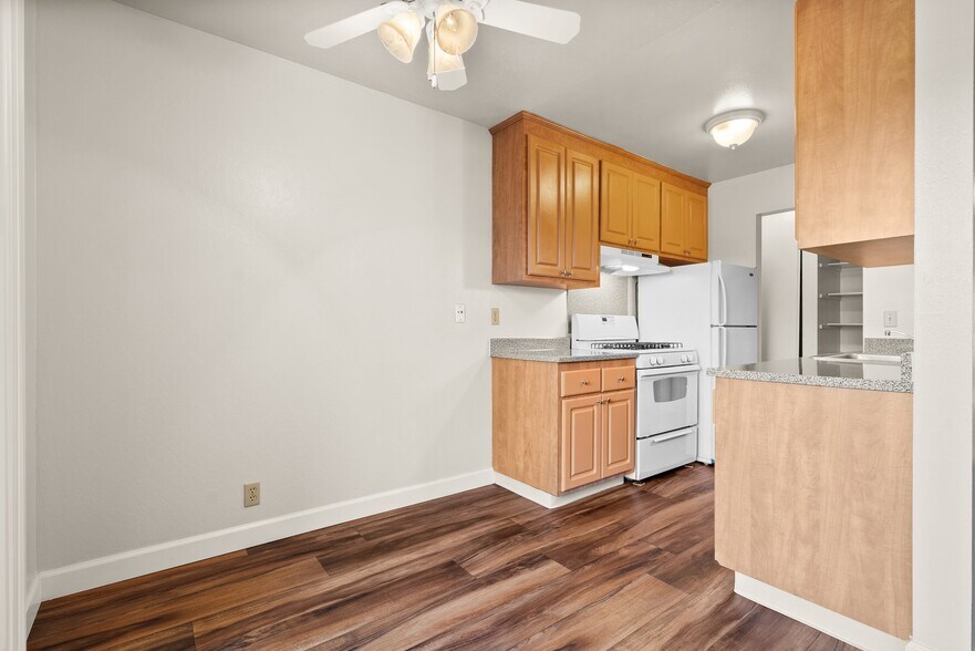 More Photos Of 3515 Chestnut Ave, Concord Apartments For Sale