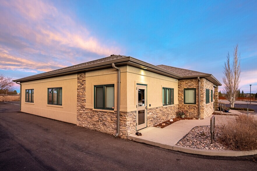 More Photos Of 7344 Stockman St, Cheyenne Office For Lease