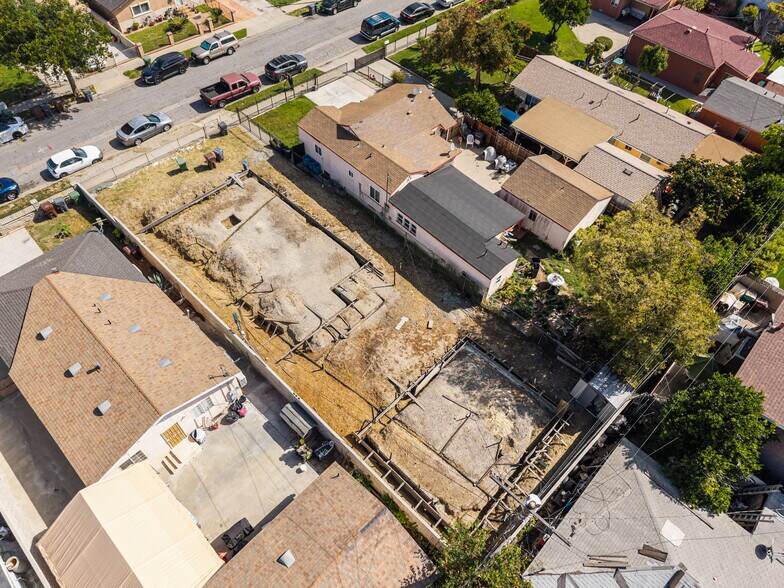 More Photos Of 1114 E Glencoe St, Compton Land For Sale