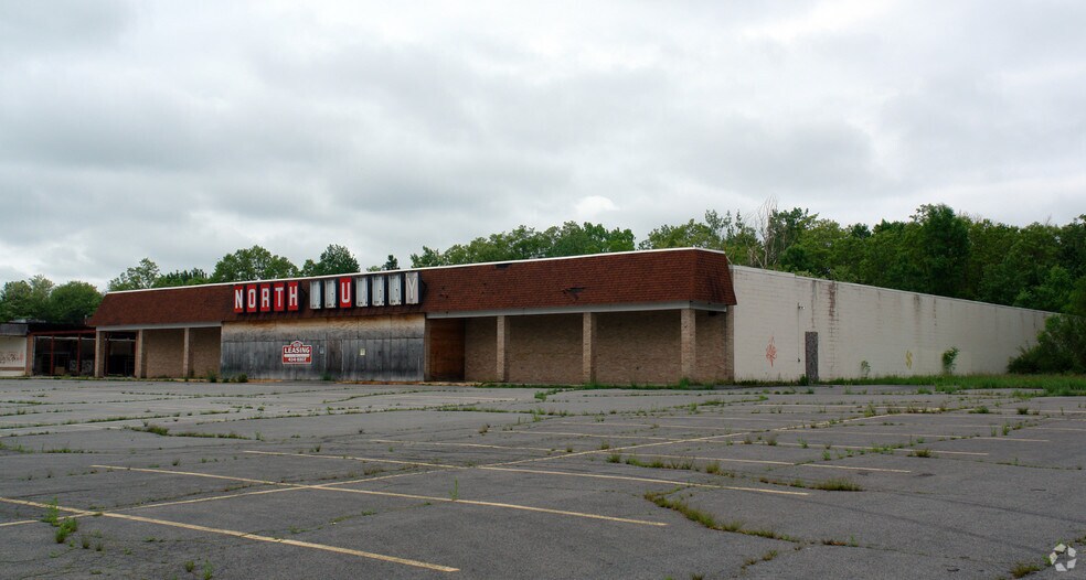 More Photos Of 21 County Rte 4, Central Square Storefront For Lease