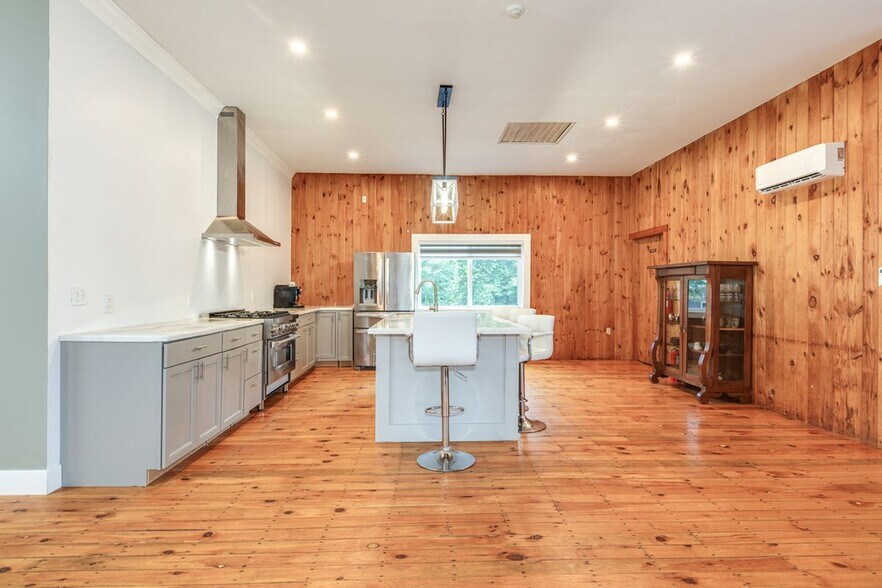 More Photos Of 275 Jenness Pond Rd, Northwood Hotel For Sale