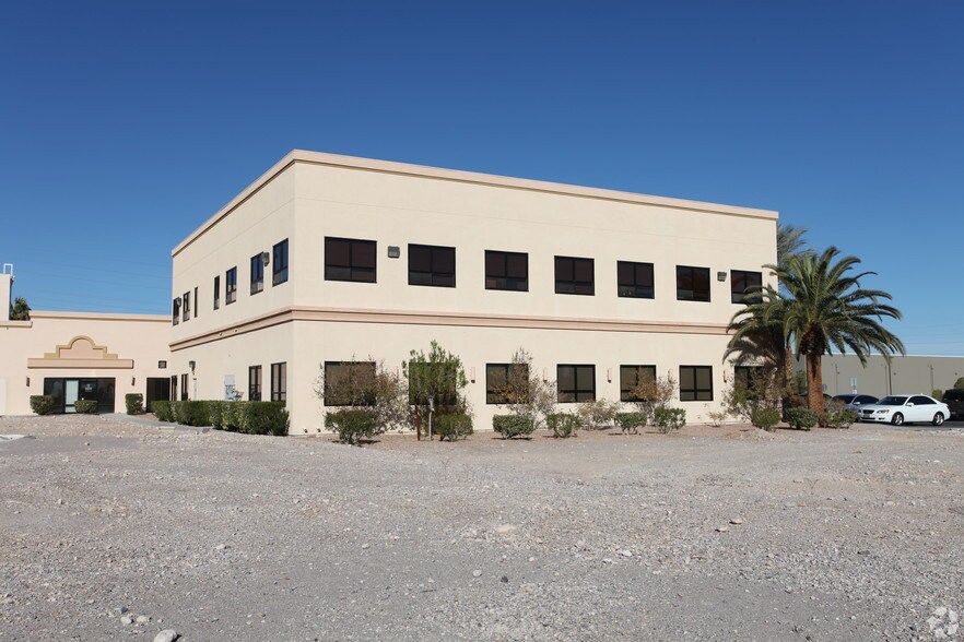 More Photos Of 2575 Montessouri St, Las Vegas Loft Creative Space For Lease